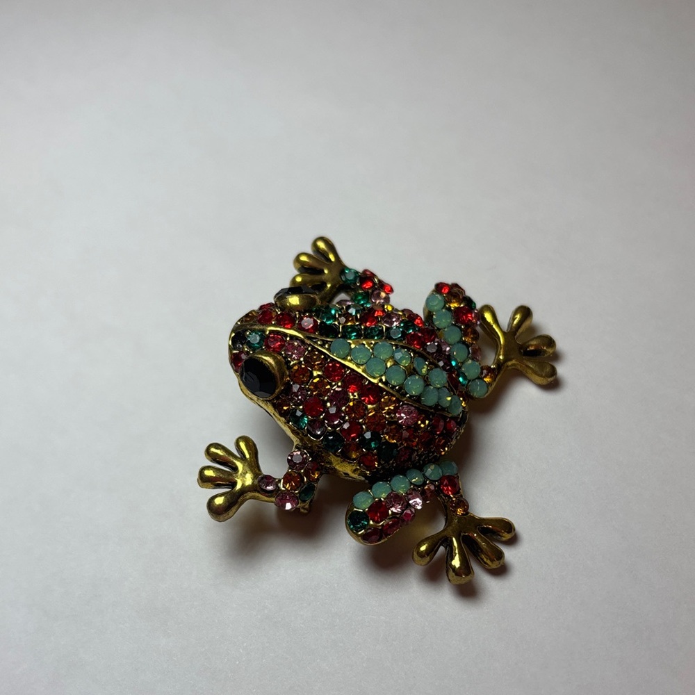 Colorful Rhinestone Frog Brooch - Picture 3 of 7